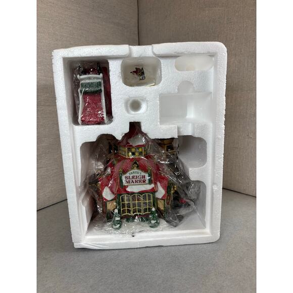Dept 56 North Pole Series – Santa’s Sleigh Maker #56.56950 Limited Edition - Picture 7 of 13